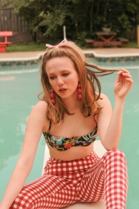 domestic bliss, photoshoot, photography, housewife, housewife photoshoot, housewife editorial, summer, summer photoshoot, summer photography, pool, pool editorial, 50s housewife editorial, 50s housewife photoshoot, kitchy, cool, woman, girl, girl photoshoot, woman photoshoot