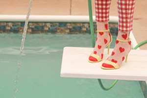 domestic bliss, photoshoot, photography, housewife, housewife photoshoot, housewife editorial, summer, summer photoshoot, summer photography, pool, pool editorial, 50s housewife editorial, 50s housewife photoshoot, kitchy, cool, woman, girl, girl photoshoot, woman photoshoot
