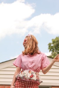 domestic bliss, photoshoot, photography, housewife, housewife photoshoot, housewife editorial, summer, summer photoshoot, summer photography, pool, pool editorial, 50s housewife editorial, 50s housewife photoshoot, kitchy, cool, woman, girl, girl photoshoot, woman photoshoot